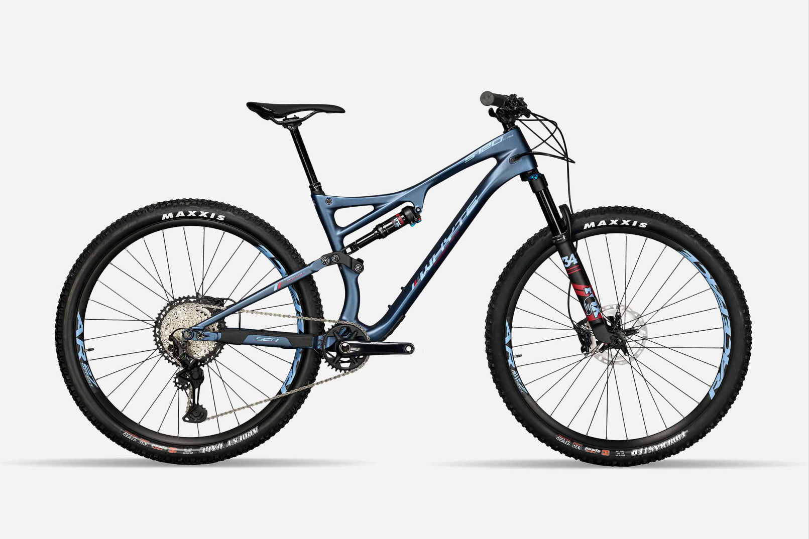 The Whyte S-120C-RS mountain bike on white by Matthew Brown Photography